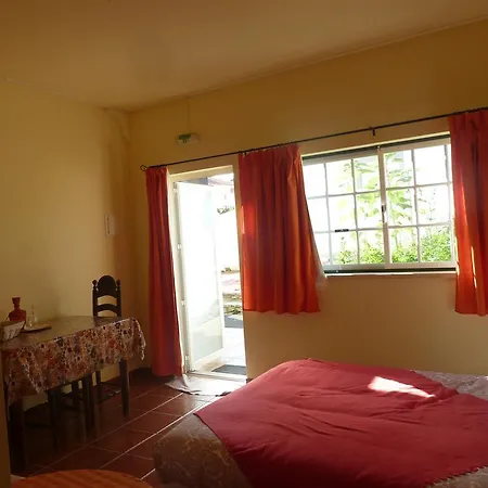 Affittacamere Residencia Faz As Pazes *