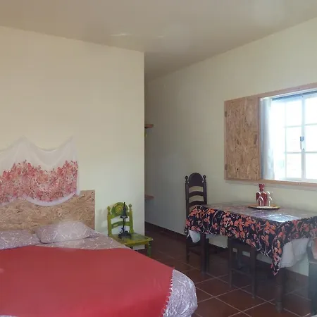 Affittacamere Residencia Faz As Pazes *