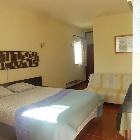 Affittacamere Residencia Faz As Pazes *